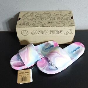👟🌞 NWT Skechers Girls  Multi Colored Slides Size 2